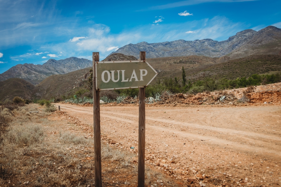 5 Bedroom Property for Sale in De Rust Western Cape